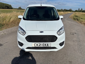 Used Ford Transit Courier 2021 for sale - 75172125: Photo