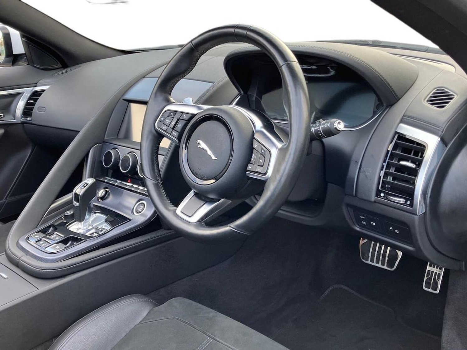 Used Jaguar F-Type 2021 for sale - 77872126: Photo 9