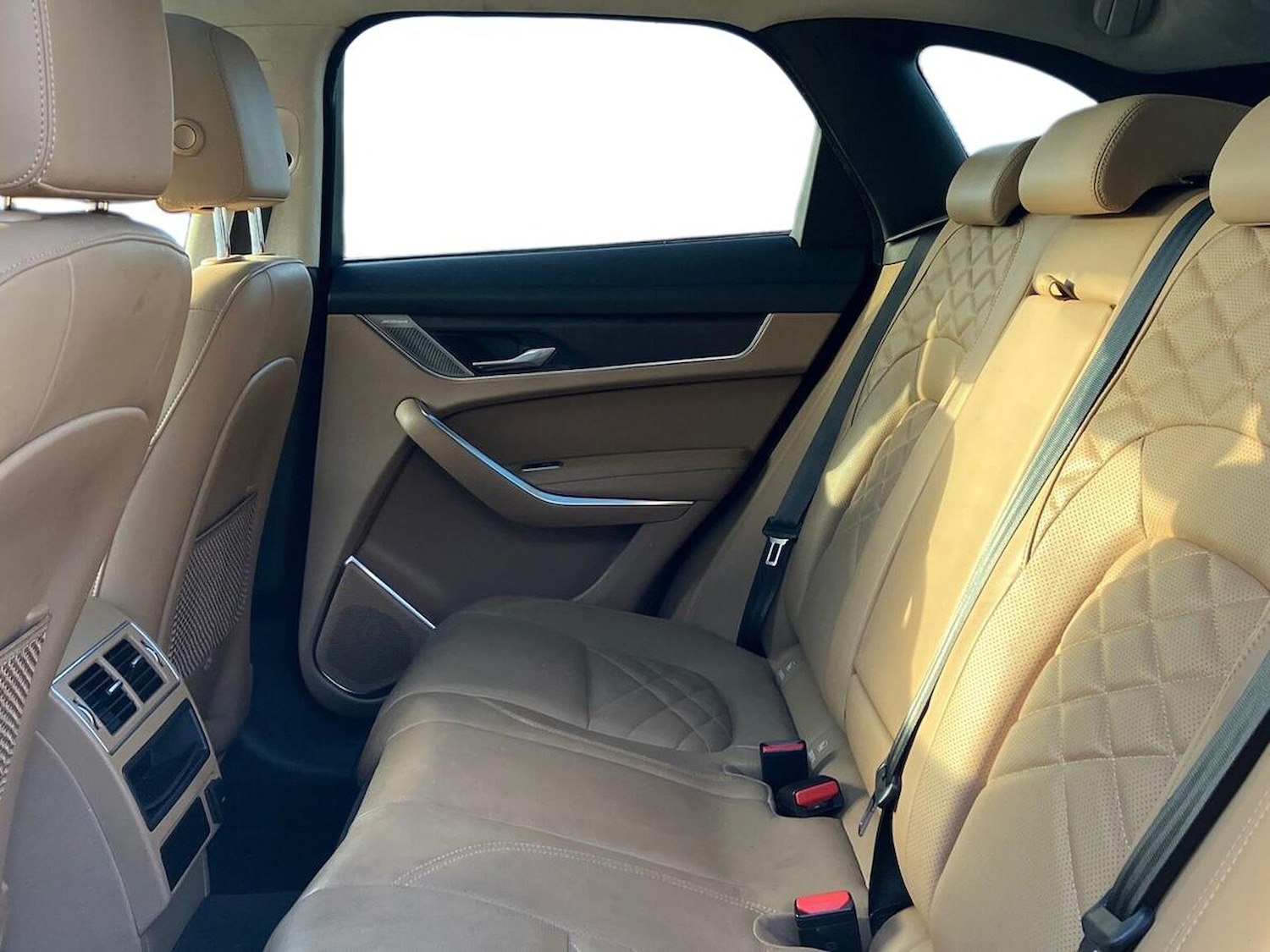 Used Jaguar F-Pace 2021 for sale - 76931605: Photo 4