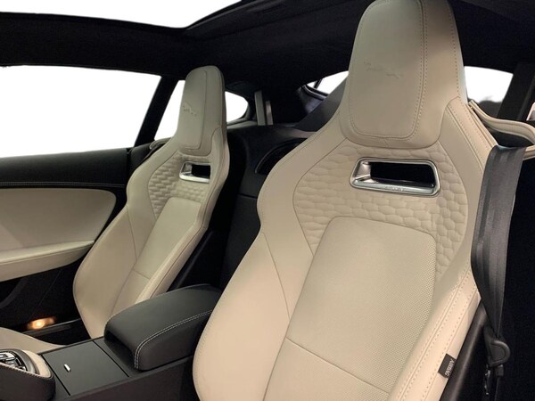 Used Jaguar F-Type 2023 for sale - 76237074: Photo 4