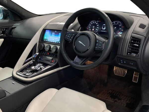 Used Jaguar F-Type 2023 for sale - 76237074: Photo 9