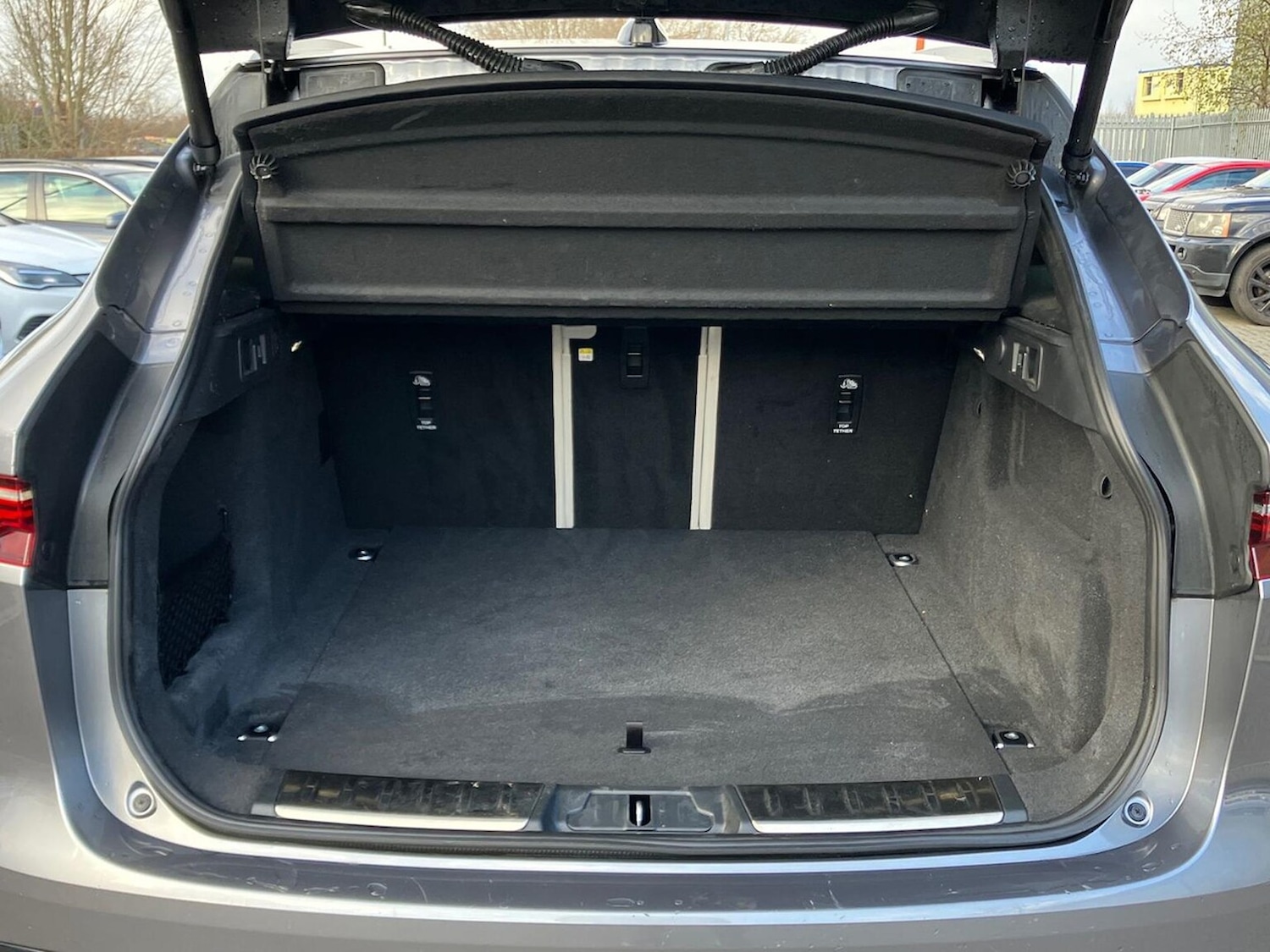 Used Jaguar F-Pace 2023 for sale - 76946959: Photo 10