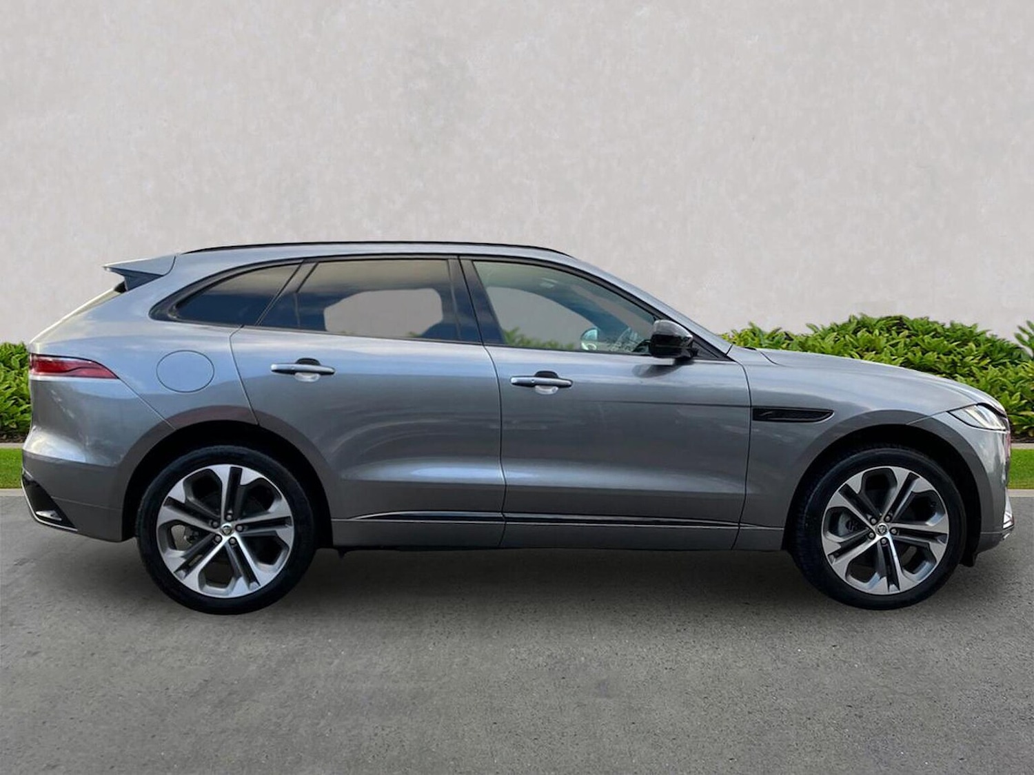 Used Jaguar F-Pace 2023 for sale - 76946959: Photo 5