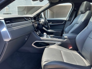 Used Jaguar F-Pace 2022 for sale - 78956932: Photo