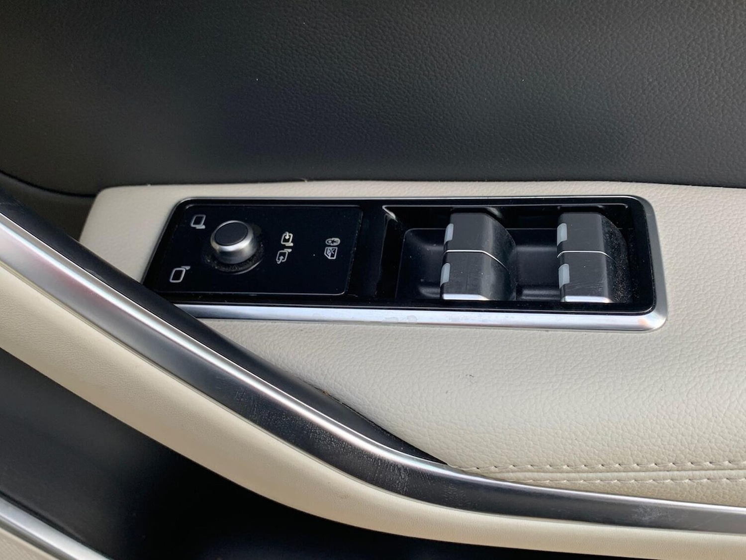 Used Jaguar F-Pace 2023 for sale - 76490818: Photo 27