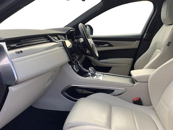 Used Jaguar F-Pace 2023 for sale - 76490818: Photo