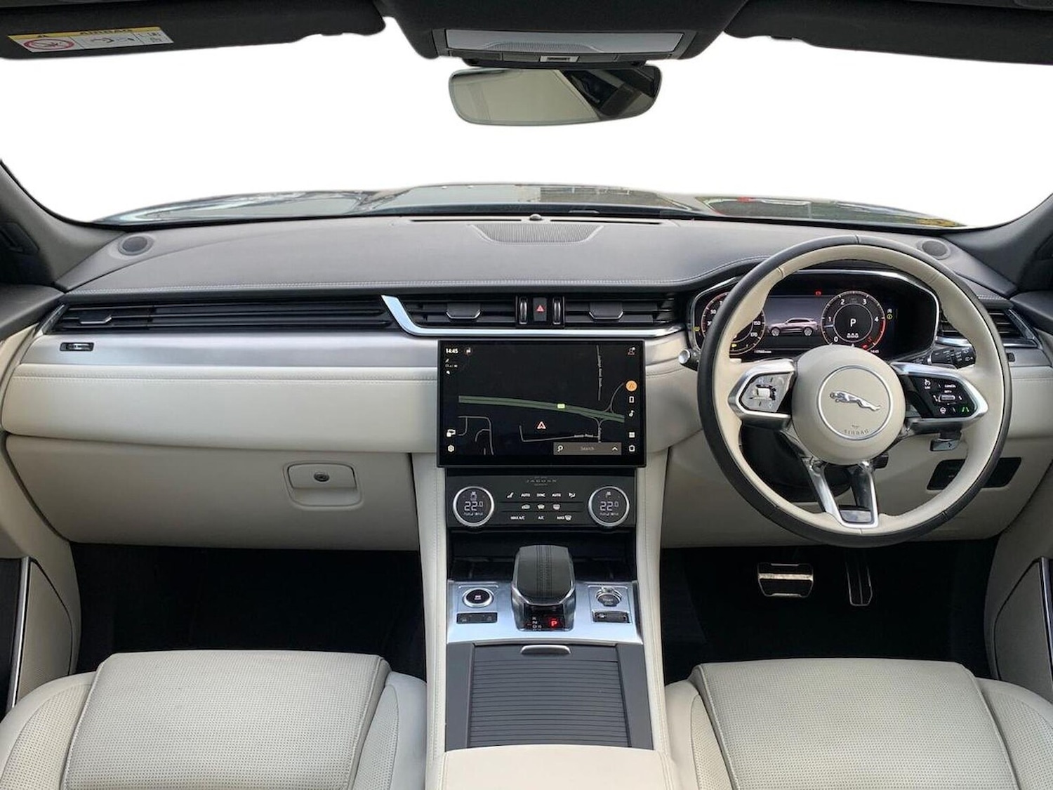 Used Jaguar F-Pace 2023 for sale - 76490818: Photo 9