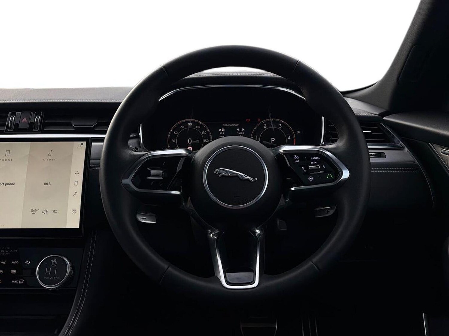 Used Jaguar F-Pace 2023 for sale - 77487566: Photo 17