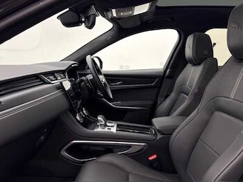 Used Jaguar F-Pace 2024 for sale - 79222805: Photo