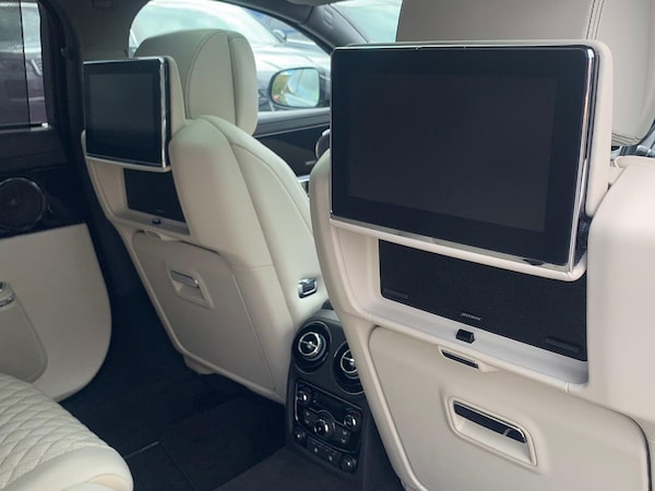 Used Jaguar XJ 2017 for sale - 76142919: Photo 24