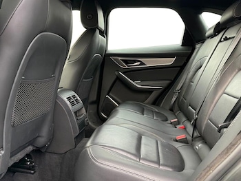 Used Jaguar F-Pace 2023 for sale - 76807553: Photo