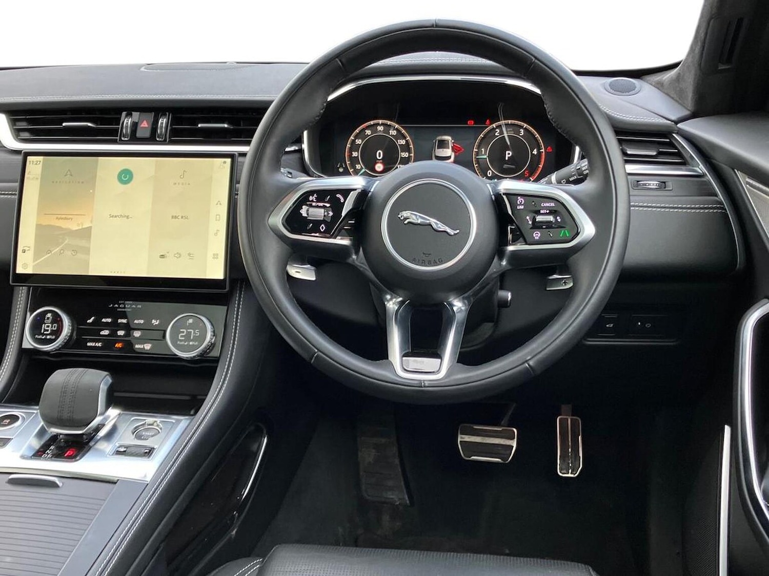 Used Jaguar F-Pace 2023 for sale - 77896282: Photo 15