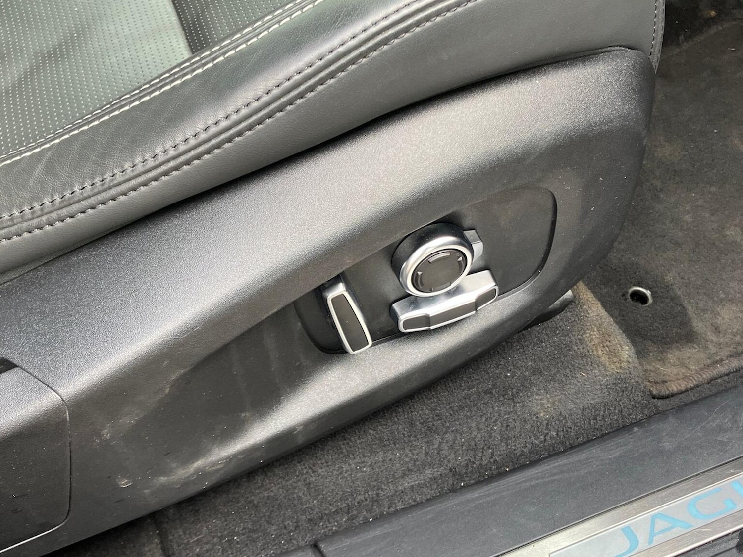 Used Jaguar F-Pace 2023 for sale - 77896282: Photo 23