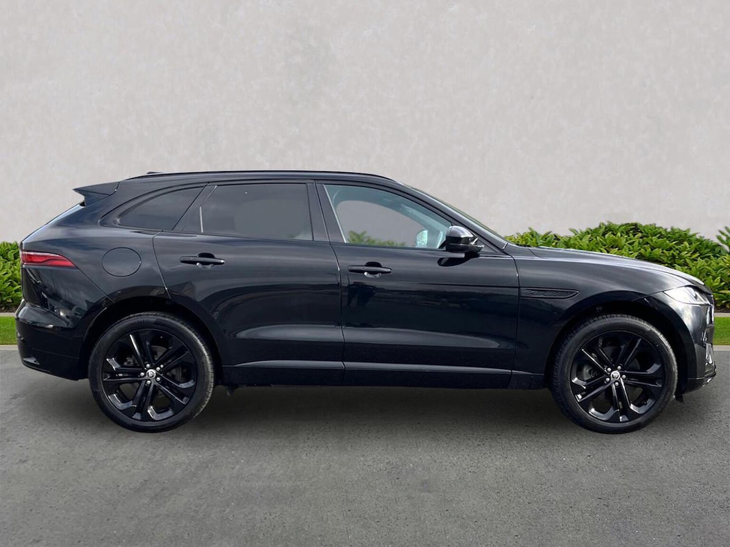 Used Jaguar F-Pace 2023 for sale - 77896282: Photo 5