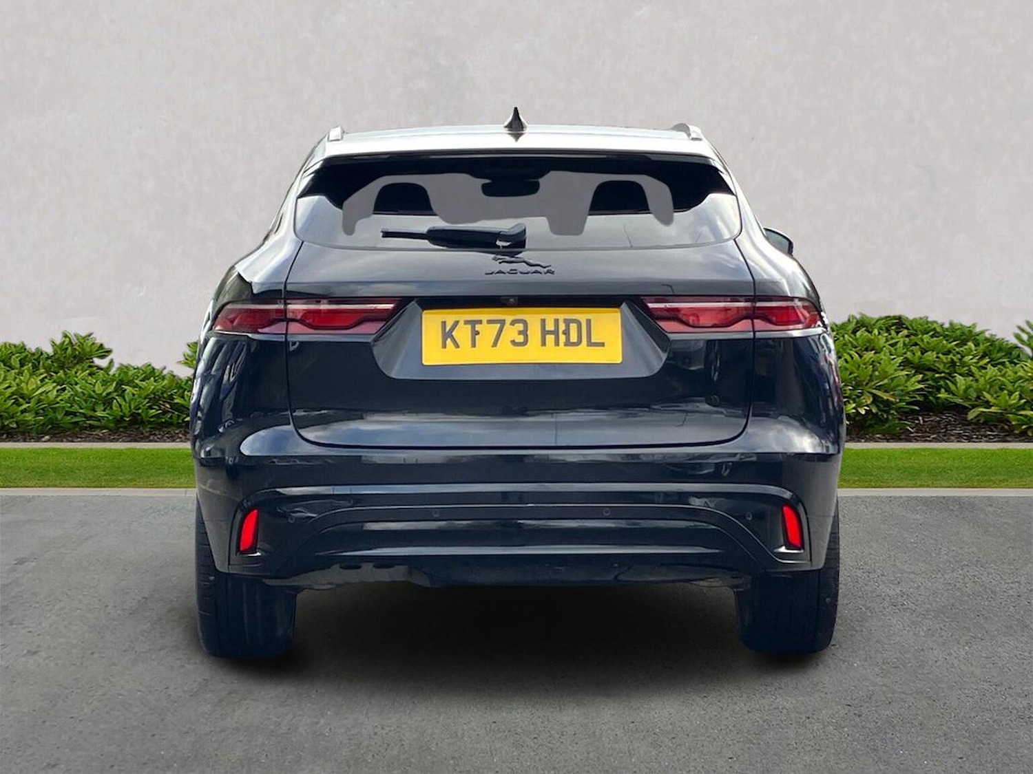 Used Jaguar F-Pace 2023 for sale - 77896282: Photo 6