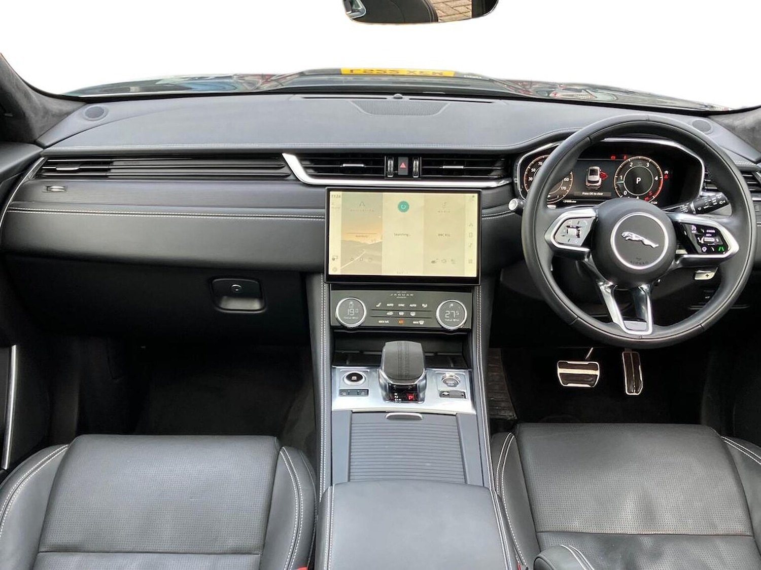 Used Jaguar F-Pace 2023 for sale - 77896282: Photo 9