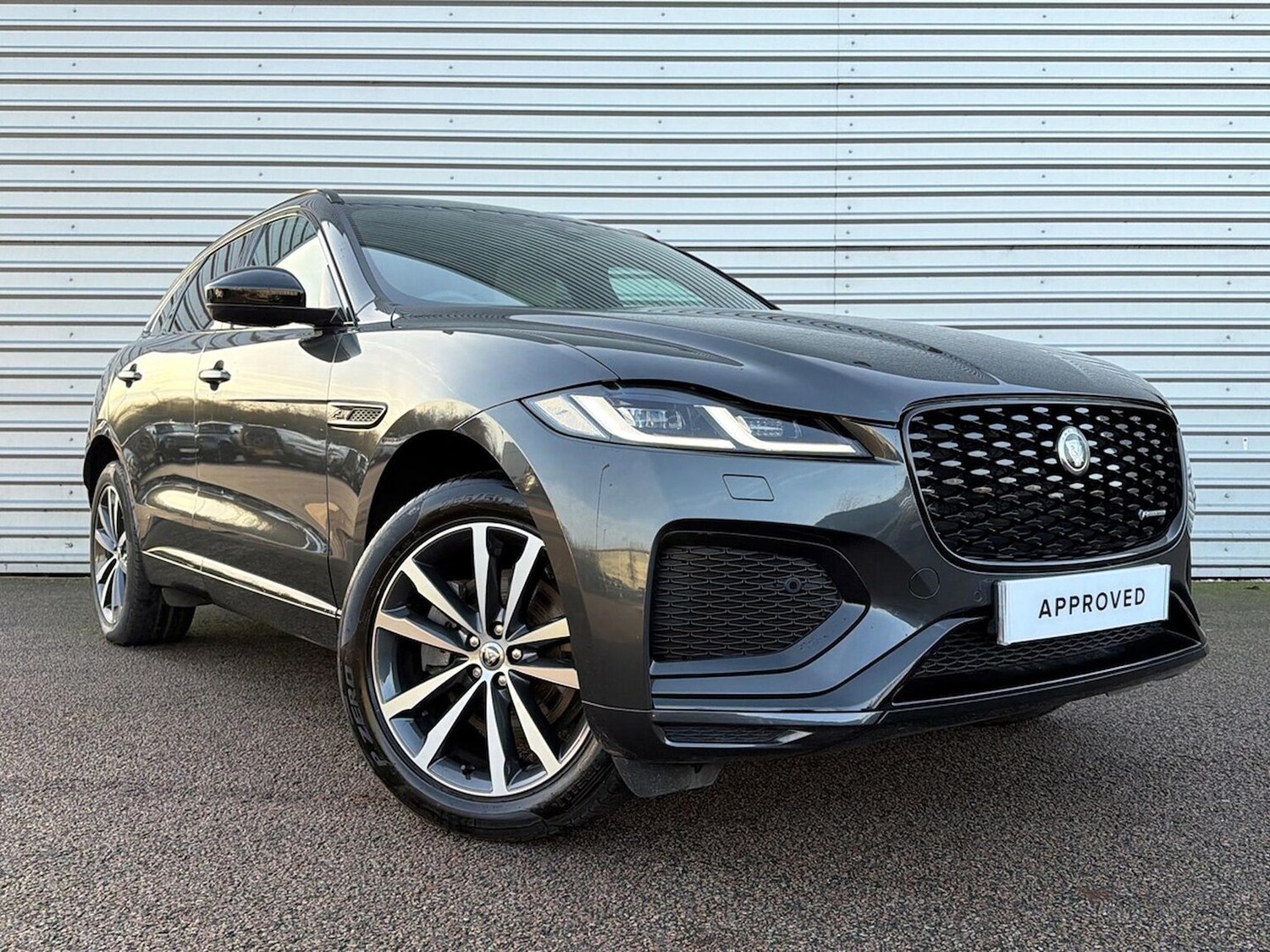 Used Jaguar F-Pace 2023 for sale - 76932296: Photo 32