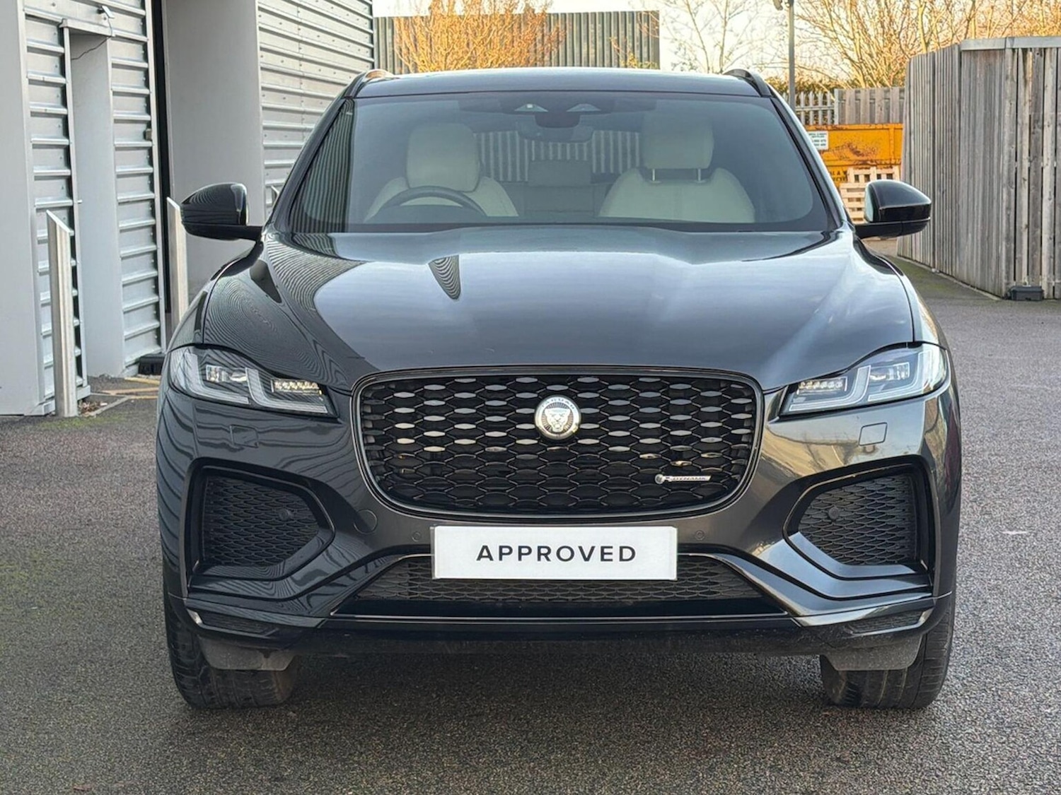 Used Jaguar F-Pace 2023 for sale - 76932296: Photo 7