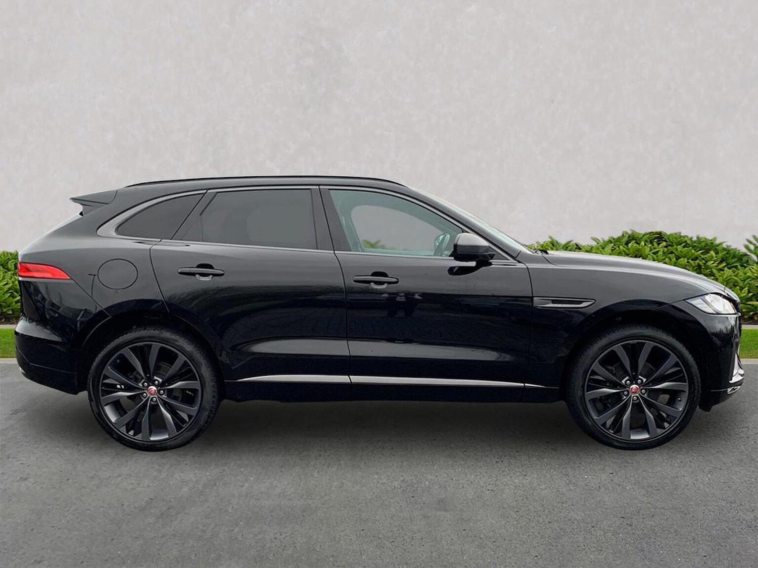 Used Jaguar F-Pace 2020 for sale - 76655874: Photo 5