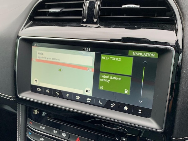 Used Jaguar F-Pace 2019 for sale - 76225136: Photo 11