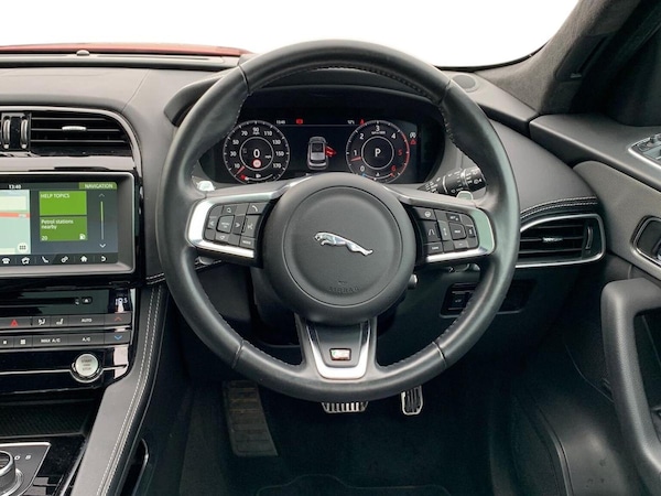 Used Jaguar F-Pace 2019 for sale - 76225136: Photo 15