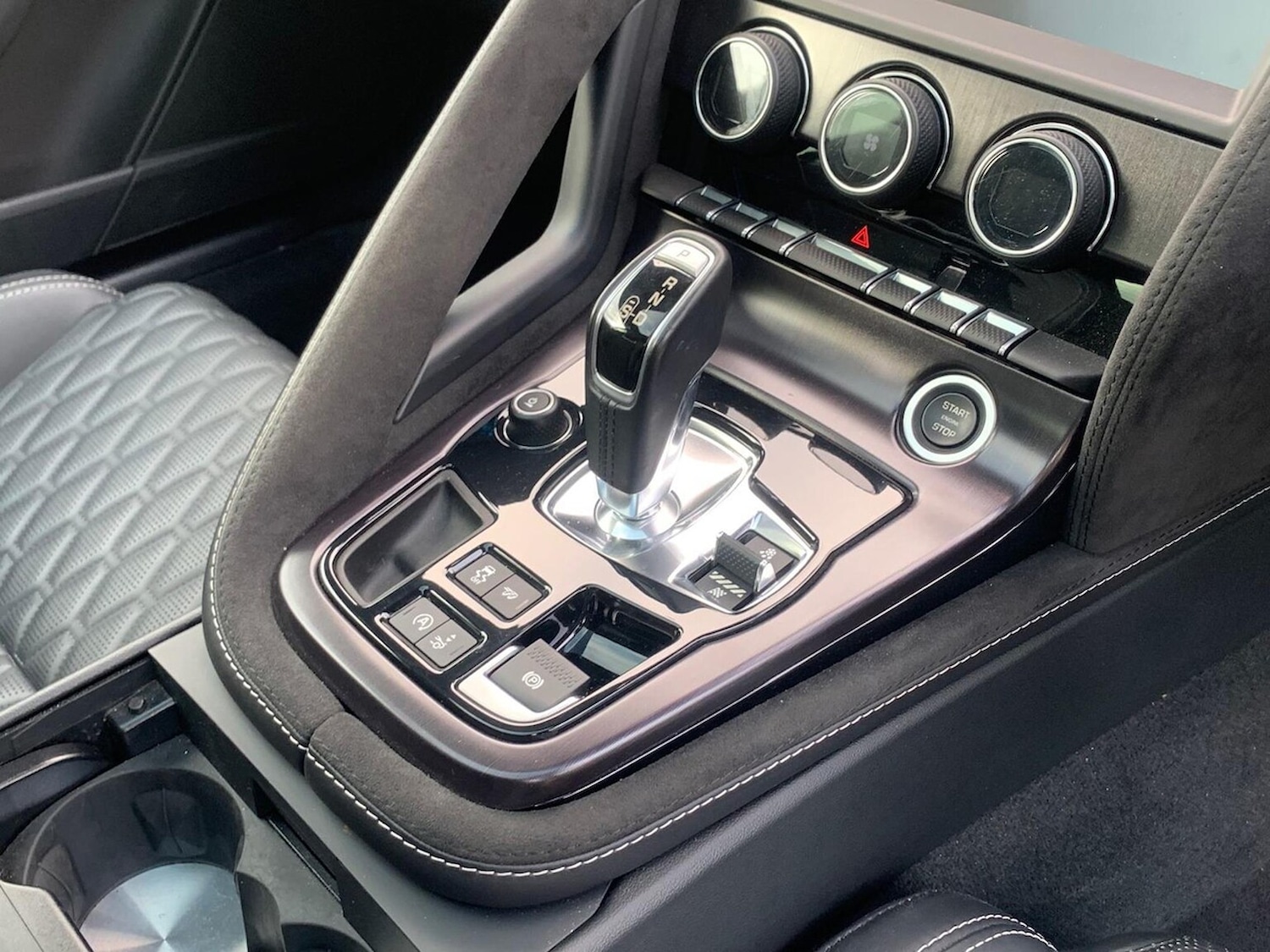 Used Jaguar F-Type 2017 for sale - 76225139: Photo 13