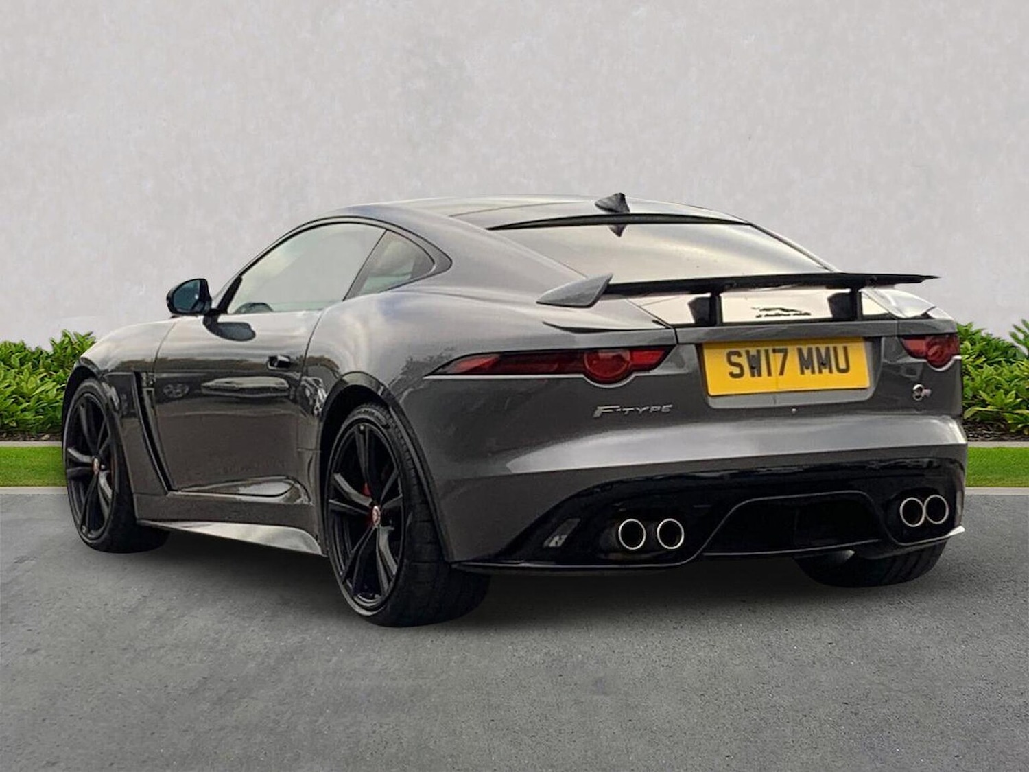 Used Jaguar F-Type 2017 for sale - 76225139: Photo 2