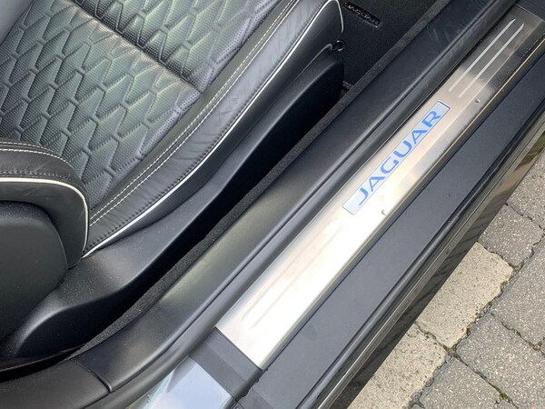 Used Jaguar F-Type 2017 for sale - 76225139: Photo 23