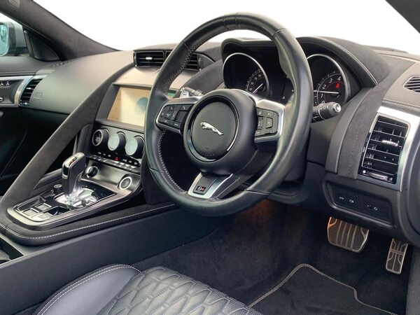 Used Jaguar F-Type 2017 for sale - 76225139: Photo 9