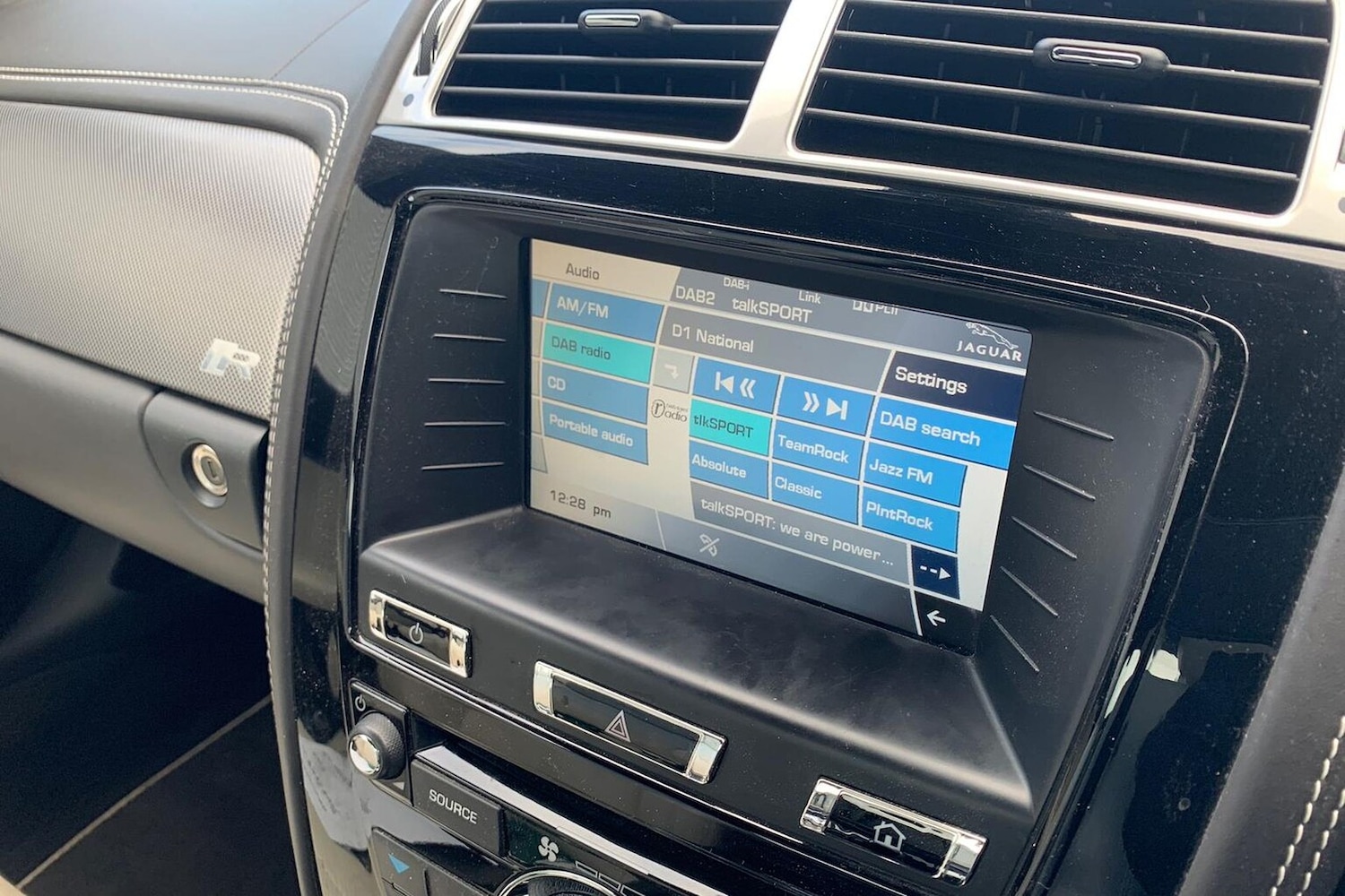 Used Jaguar XK 2014 for sale - 76383375: Photo 11