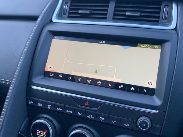 Used Jaguar E-Pace 2019 for sale - 76035736: Photo 11