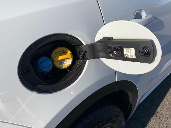 Used Jaguar E-Pace 2019 for sale - 76035736: Photo 21