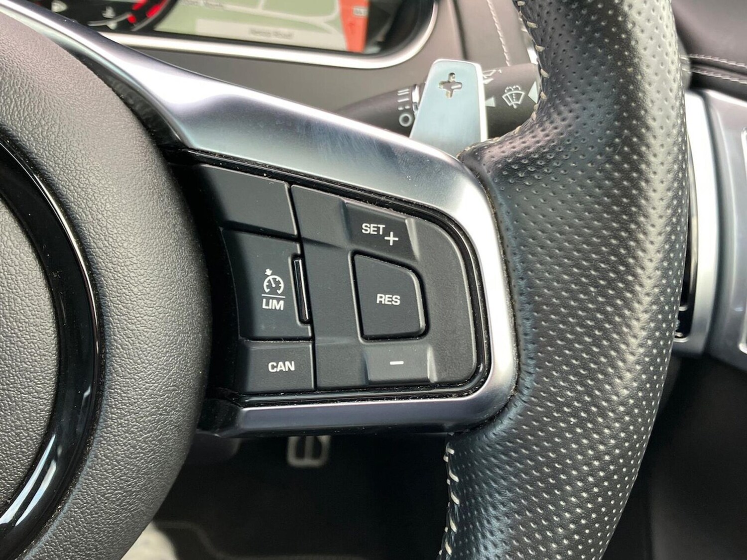 Used Jaguar F-Type 2022 for sale - 76637783: Photo 27