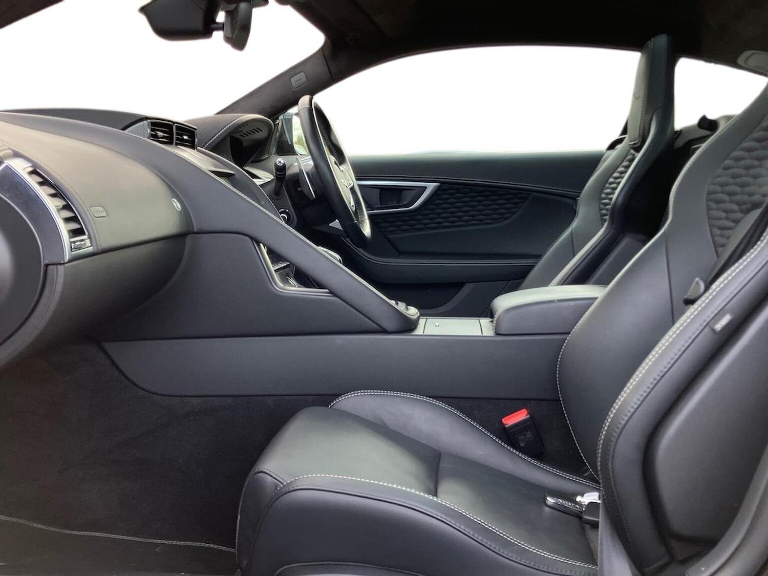 Used Jaguar F-Type 2022 for sale - 76637783: Photo 3