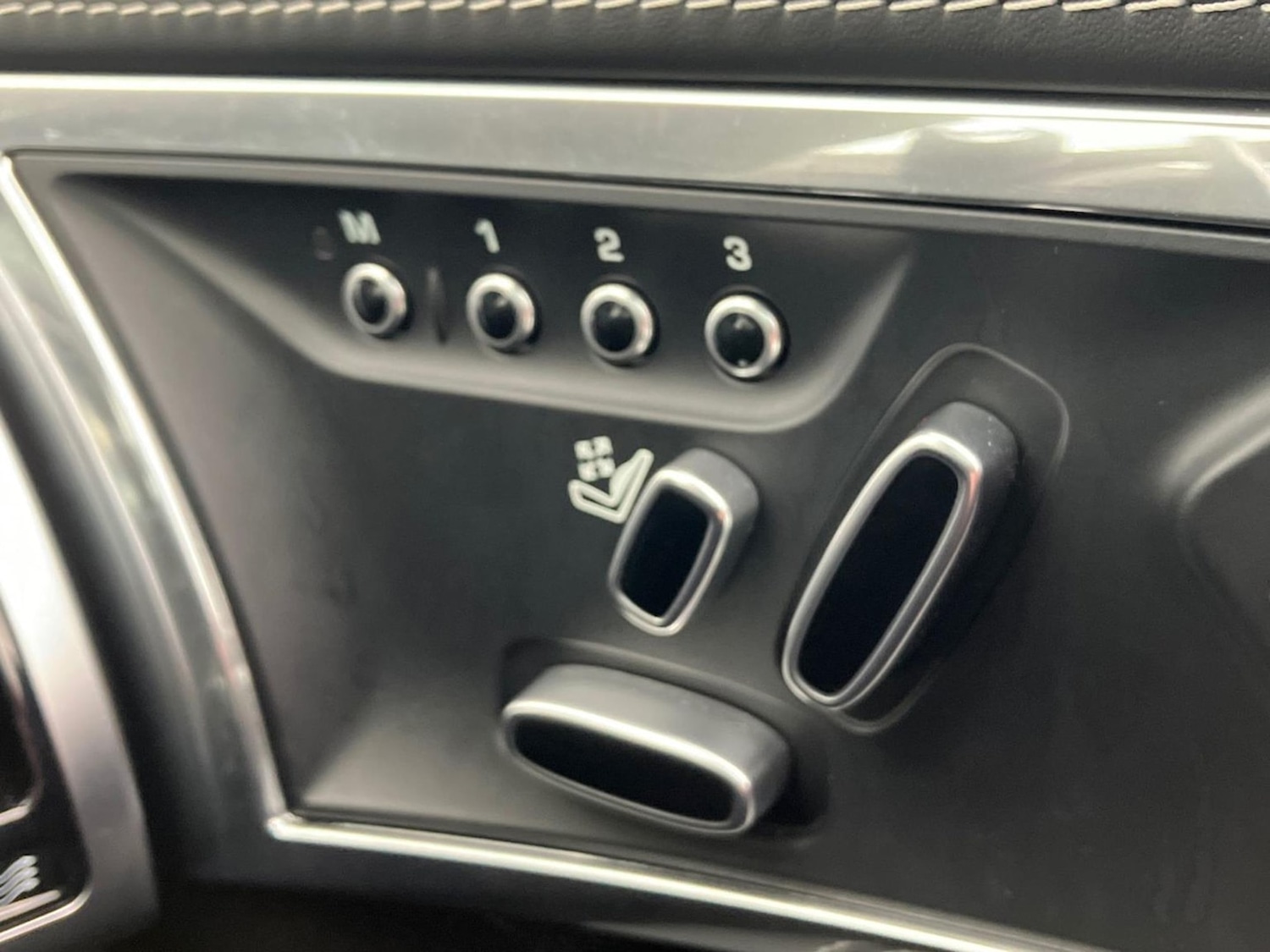 Used Jaguar F-Type 2022 for sale - 77528921: Photo 25