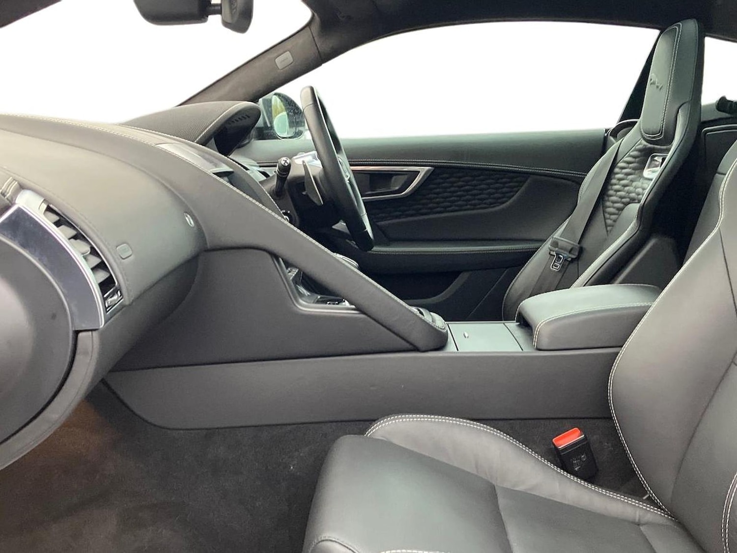 Used Jaguar F-Type 2022 for sale - 77528921: Photo 3