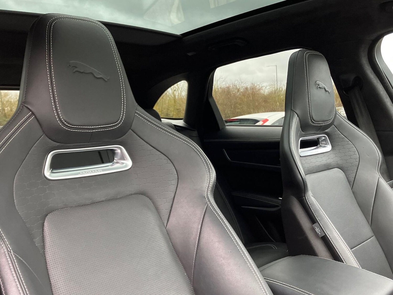 Used Jaguar F-Pace 2024 for sale - 78064455: Photo 24