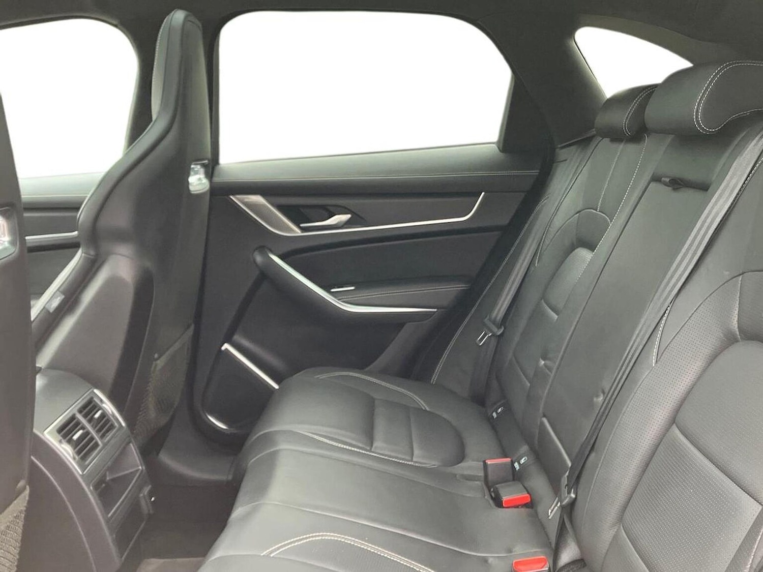 Used Jaguar F-Pace 2024 for sale - 78064455: Photo 4