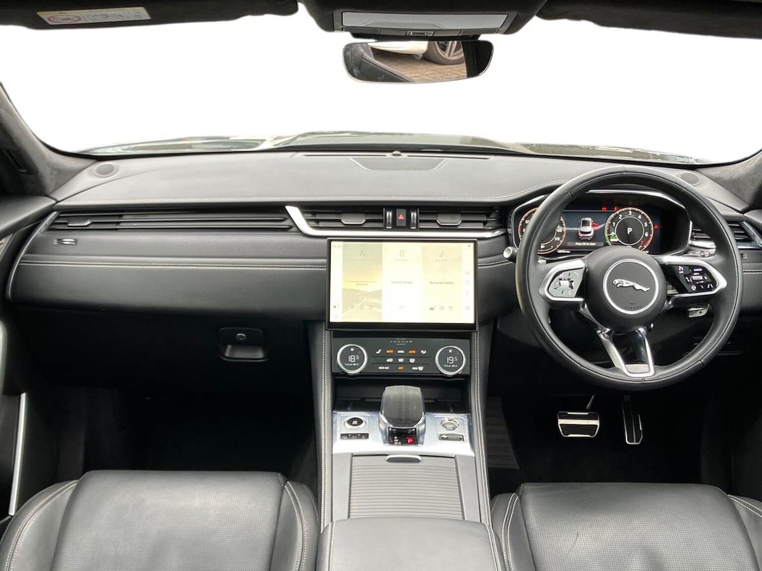 Used Jaguar F-Pace 2024 for sale - 78064455: Photo 9