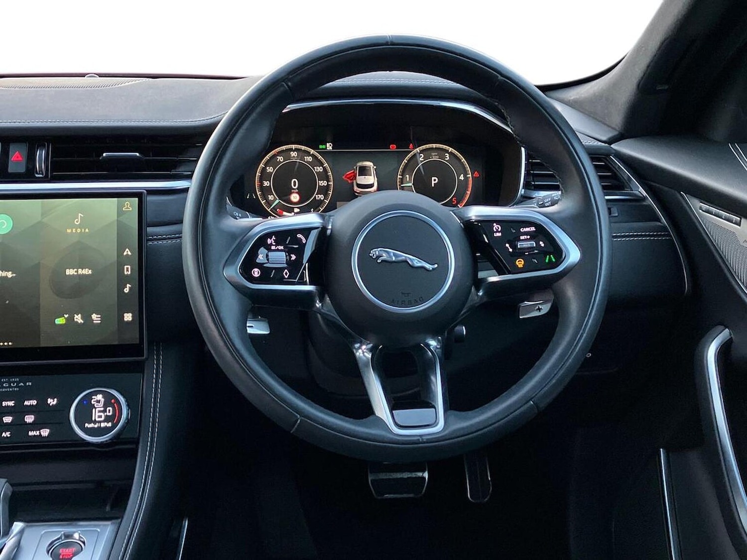 Used Jaguar F-Pace 2024 for sale - 76655869: Photo 15