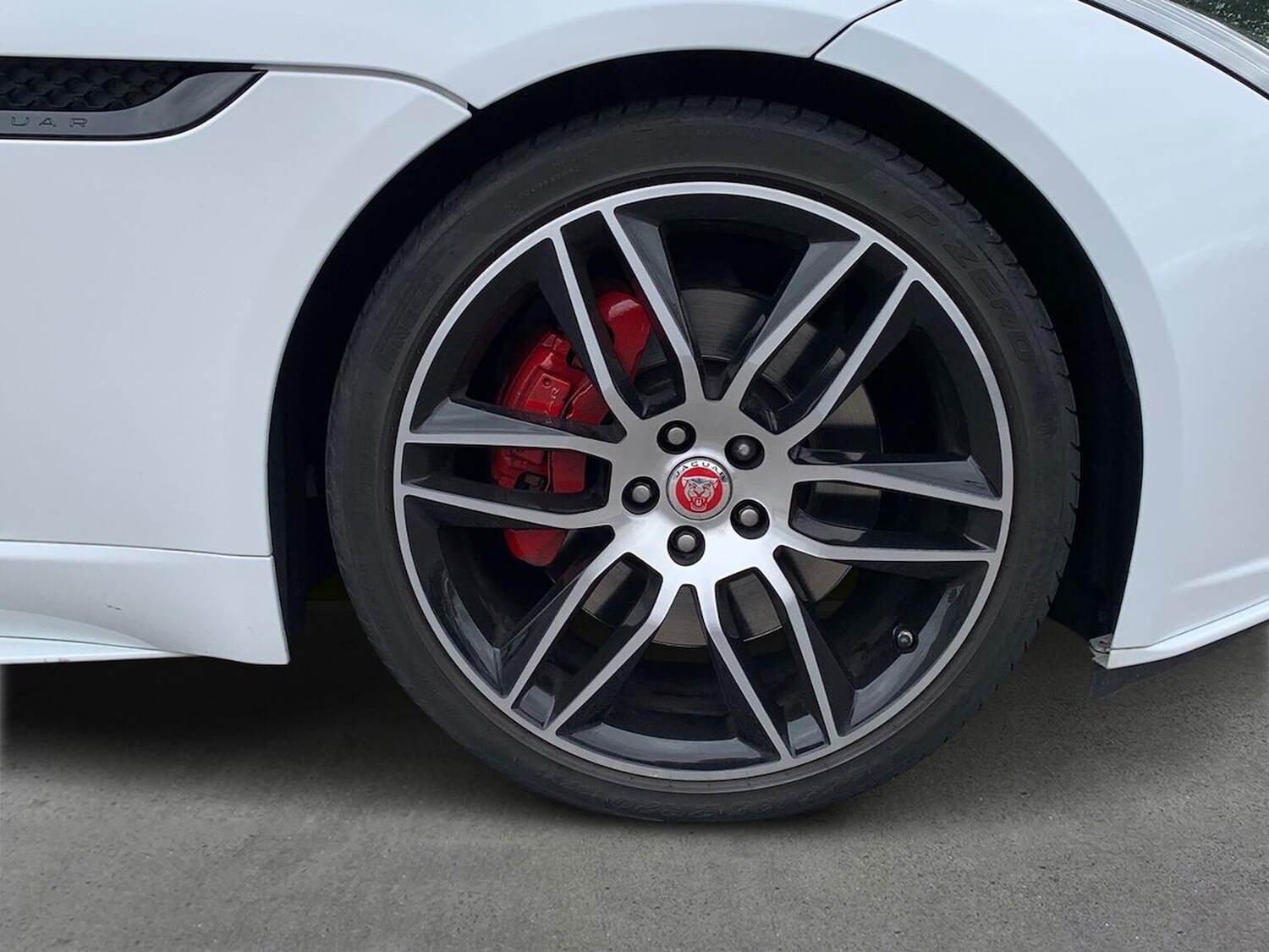 Used Jaguar F-Type 2019 for sale - 77487578: Photo 8