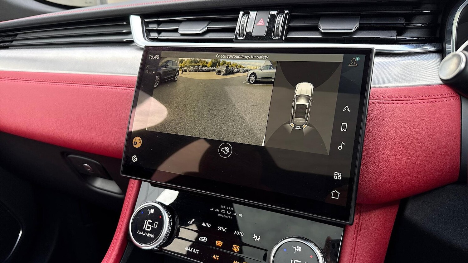 Used Jaguar F-Pace 2022 for sale - 76164949: Photo 12