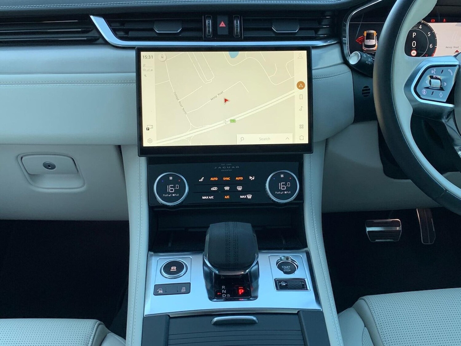 Used Jaguar F-Pace 2024 for sale - 76187184: Photo 14