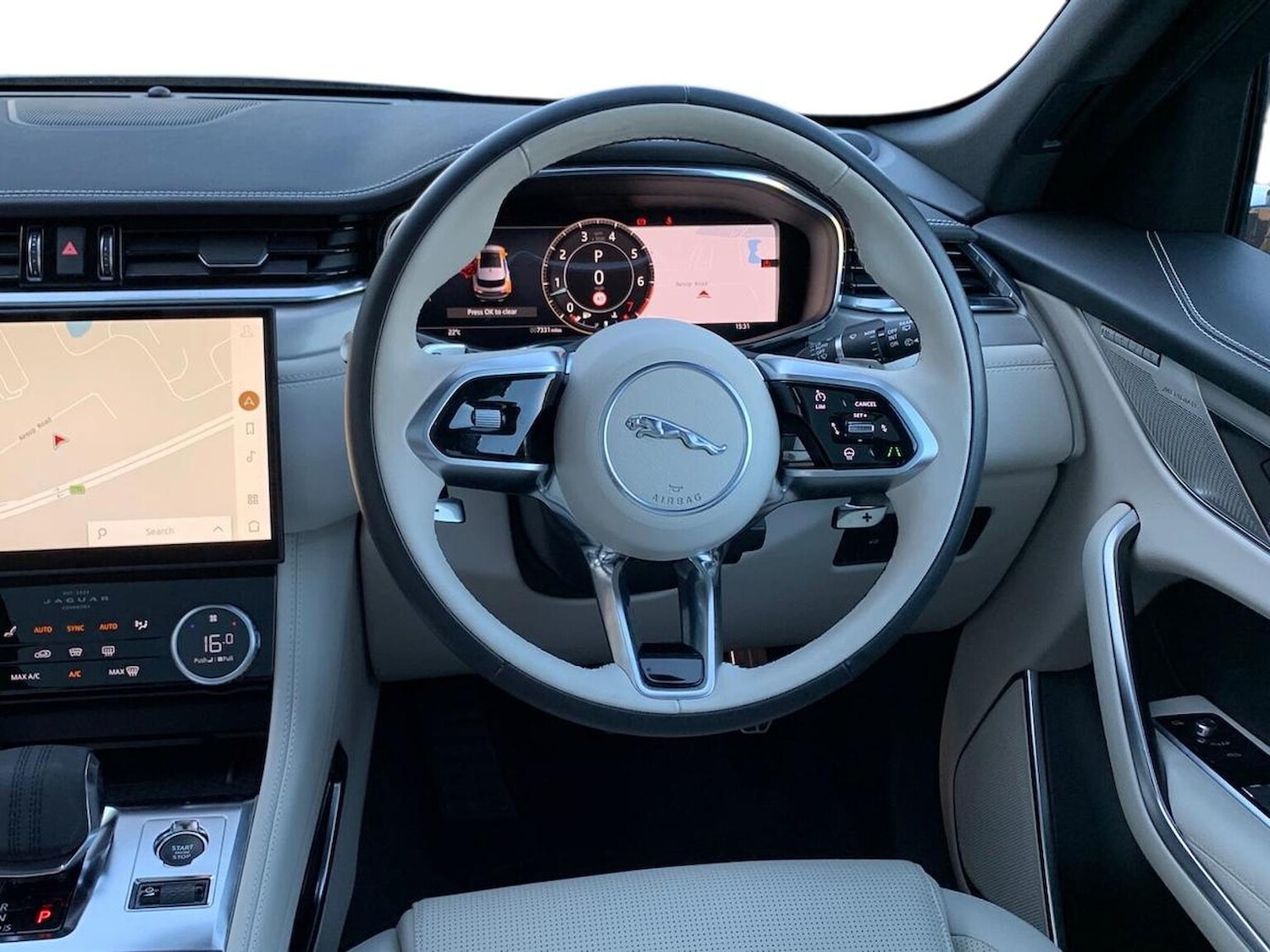 Used Jaguar F-Pace 2024 for sale - 76187184: Photo 15