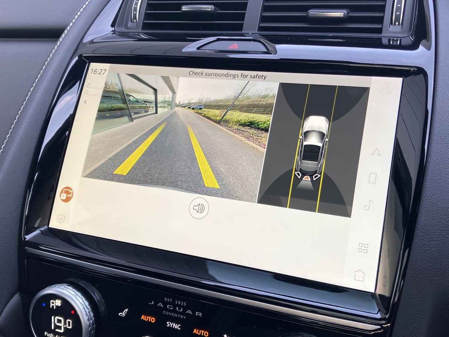 Used Jaguar E-Pace 2023 for sale - 78194151: Photo 14