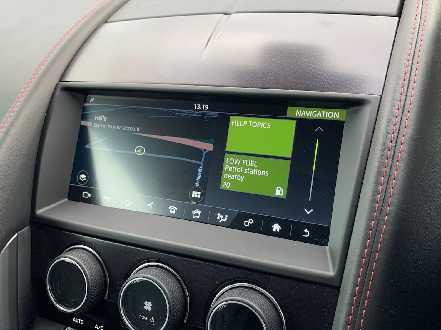 Used Jaguar F-Type 2019 for sale - 76194458: Photo 11