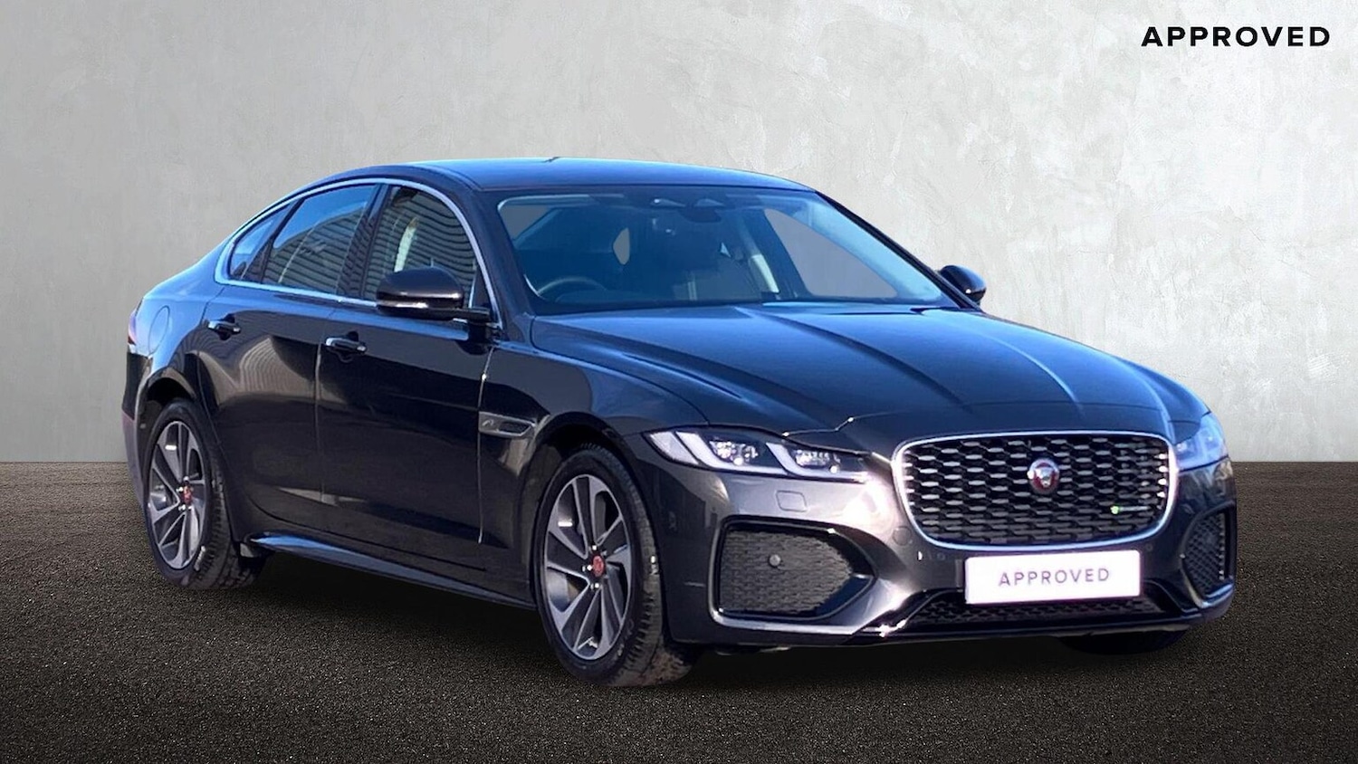 Used Jaguar XF 2023 for sale - 76505010: Photo 1