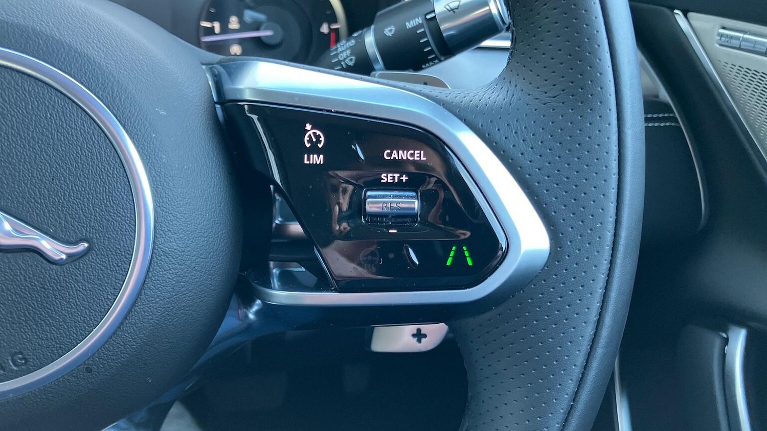 Used Jaguar XF 2023 for sale - 76505010: Photo 32