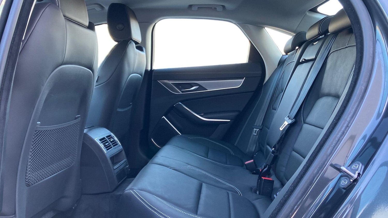 Used Jaguar XF 2023 for sale - 76505010: Photo 4