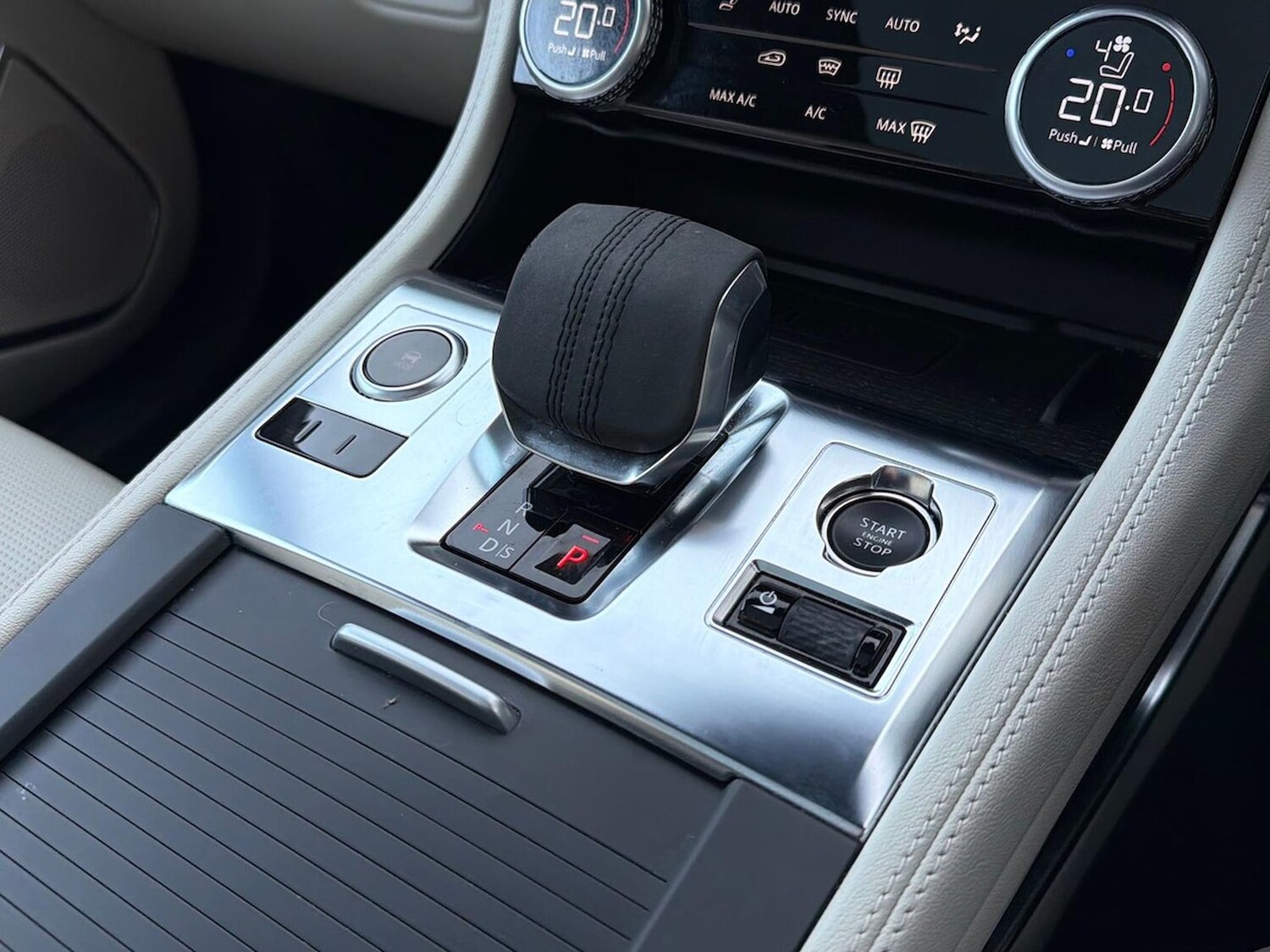 Used Jaguar F-Pace 2023 for sale - 77487559: Photo 13